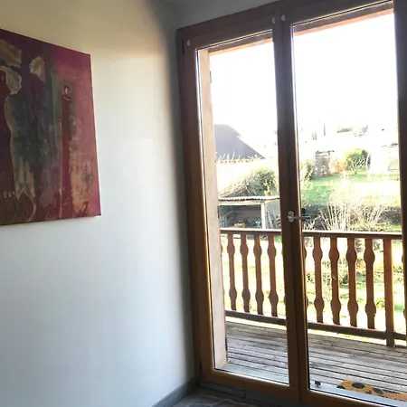 Dans Maison Brié-et-Angonnes